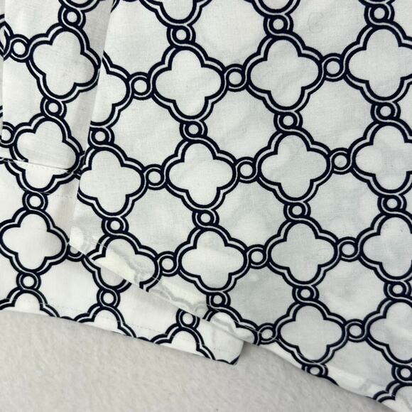 Talbots Shirt Womens Button Up 16 White Navy Blue Geometric Print Long Sleeve - Picture 4 of 13